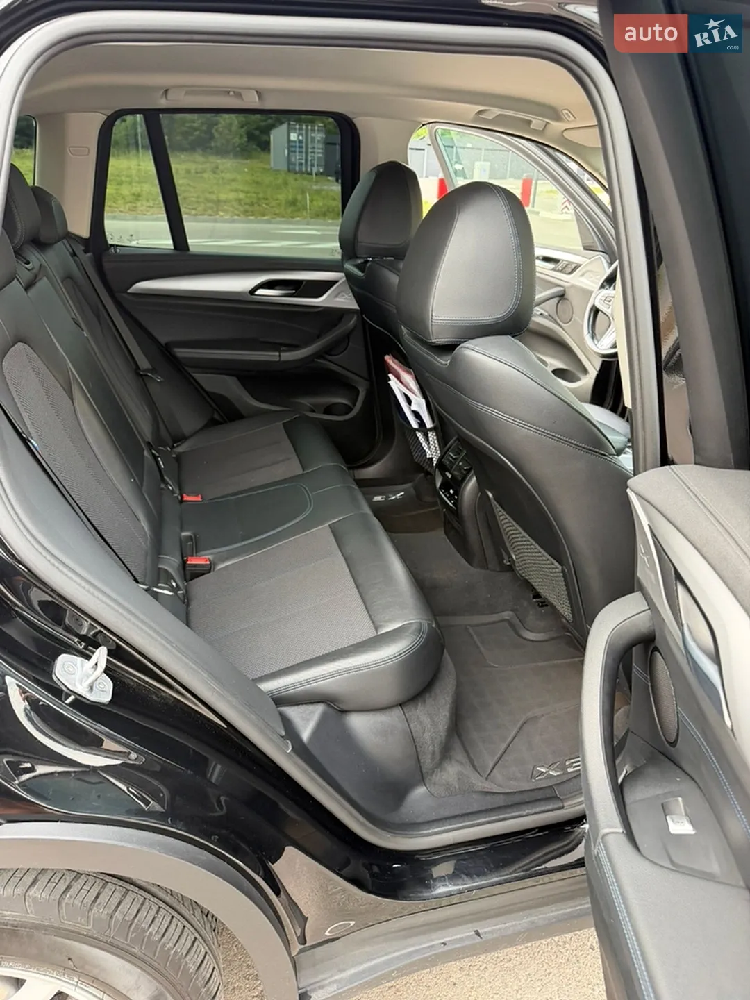 BMW X3 2019 VIN WBATR51070LF97628 фото оголошення 13 з 26