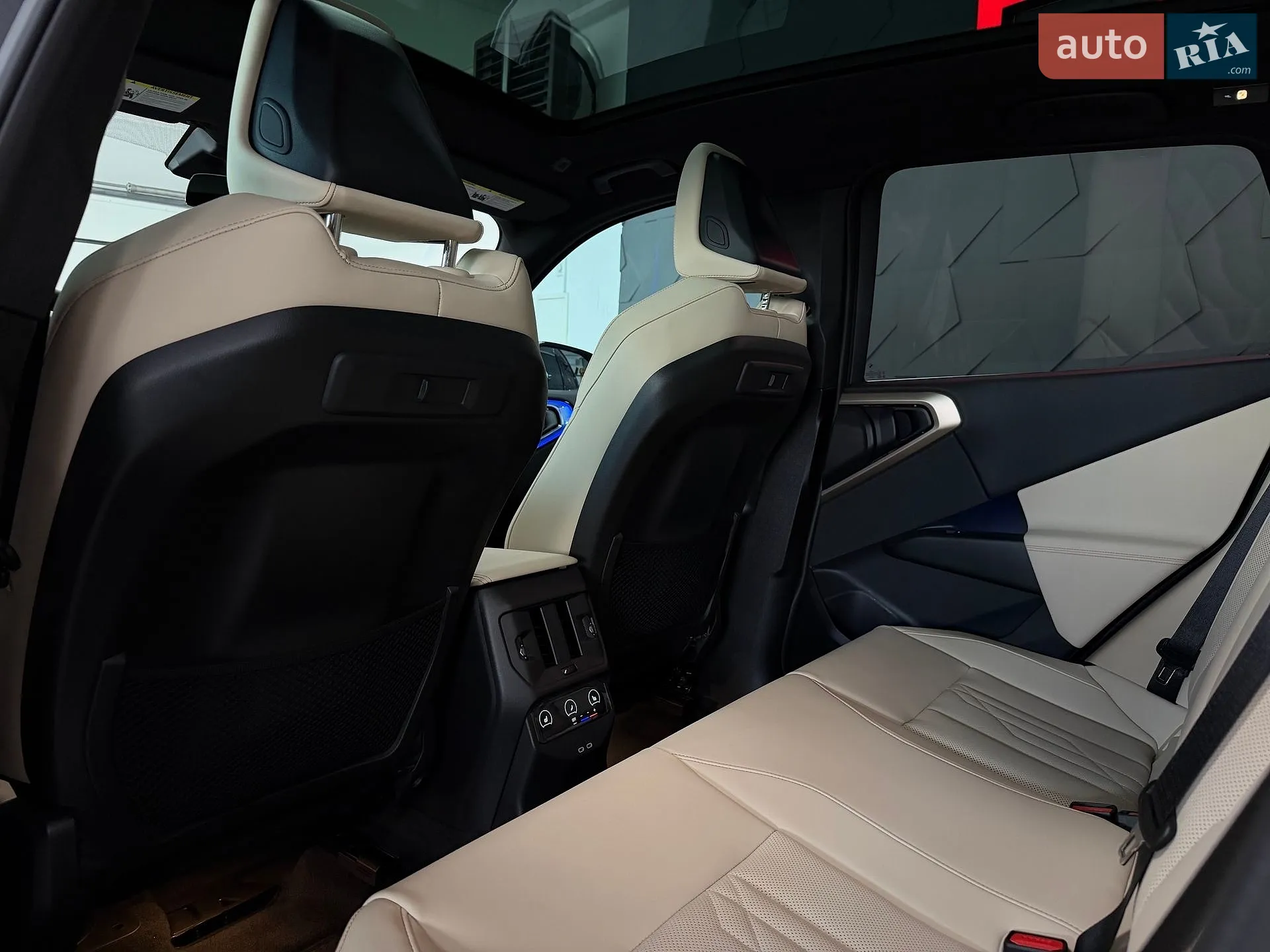 2025 BMW X3 - мініатюра 46