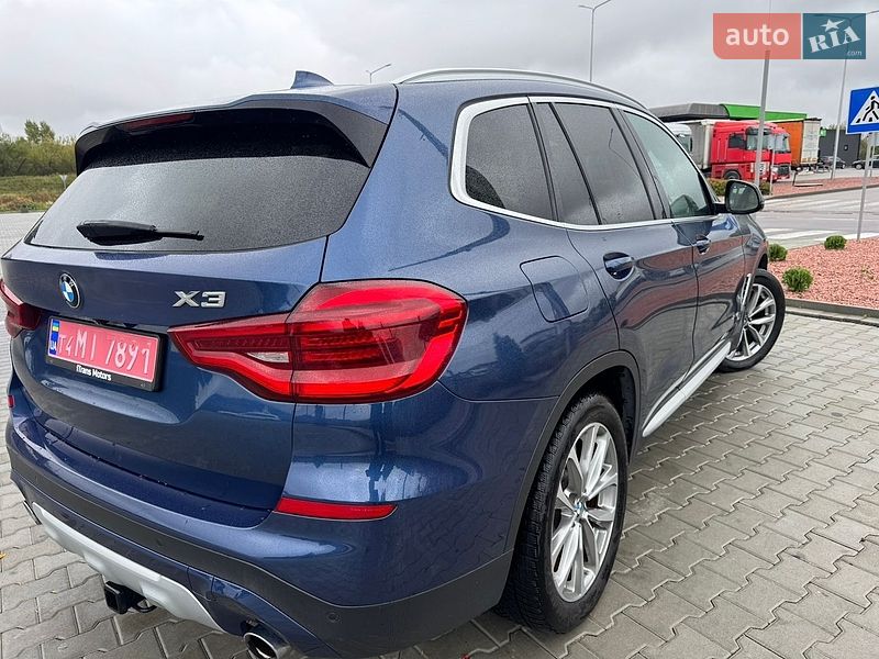 BMW X3, photos from the listing