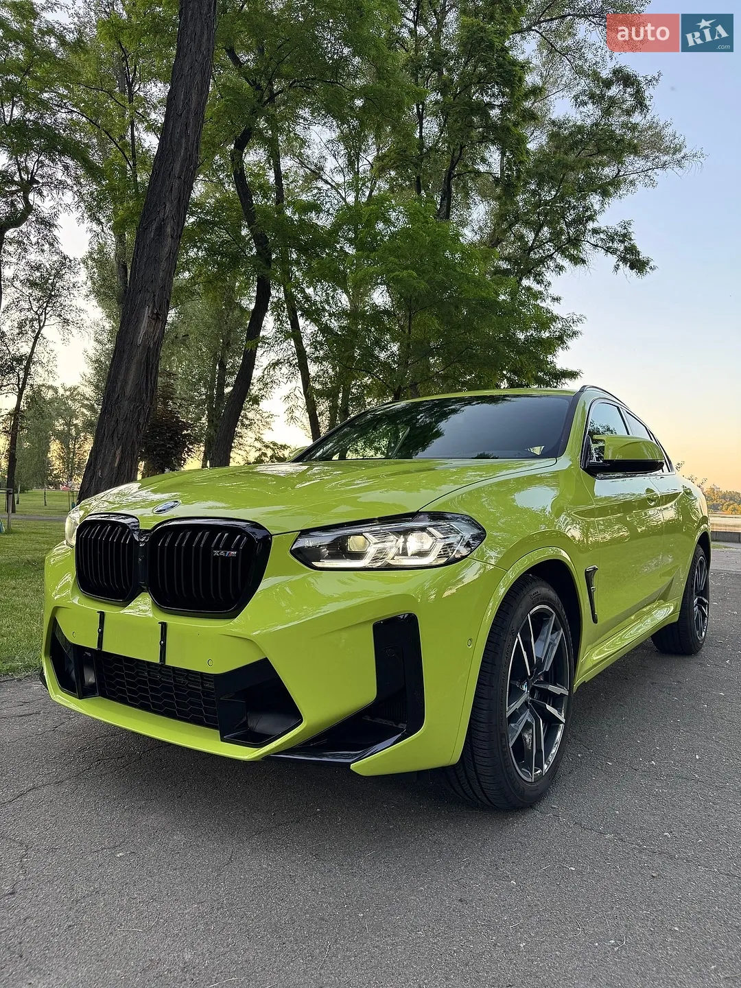 2022 BMW X4 M - мініатюра 2