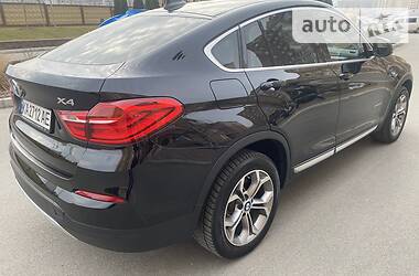 Позашляховик / Кросовер BMW X4 2016 в 