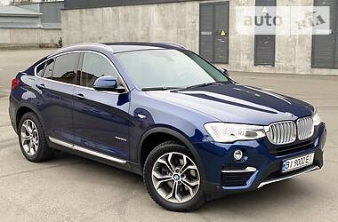 Позашляховик / Кросовер BMW X4 2017 в 