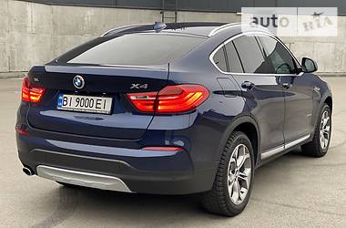 Позашляховик / Кросовер BMW X4 2017 в 