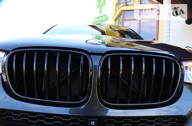 Позашляховик / Кросовер BMW X4 2016 в 