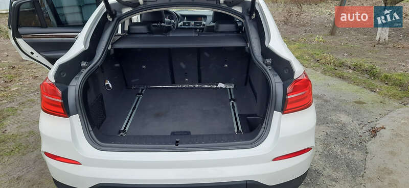 Внедорожник / Кроссовер BMW X4 2016 в Киеве