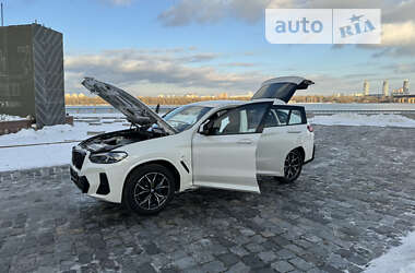 Внедорожник / Кроссовер BMW X4 2023 в 
