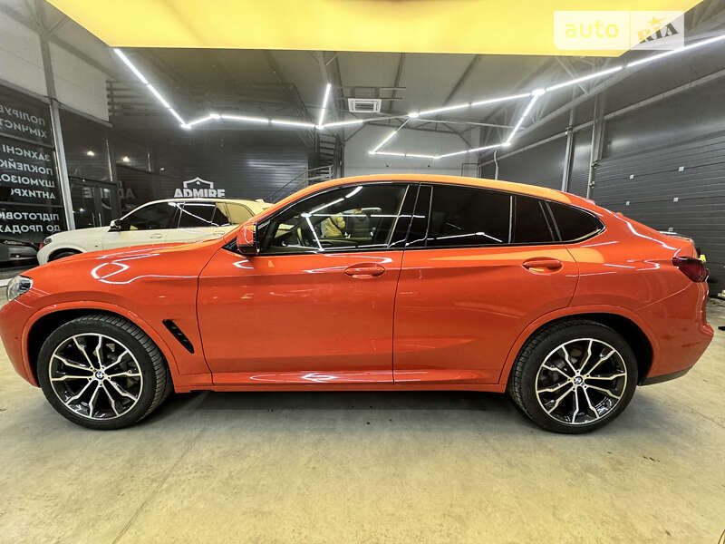 Позашляховик / Кросовер BMW X4 2018 в Чернівцях