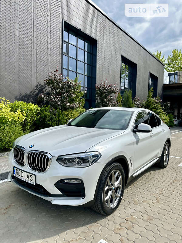 Внедорожник / Кроссовер BMW X4 2019 в Киеве