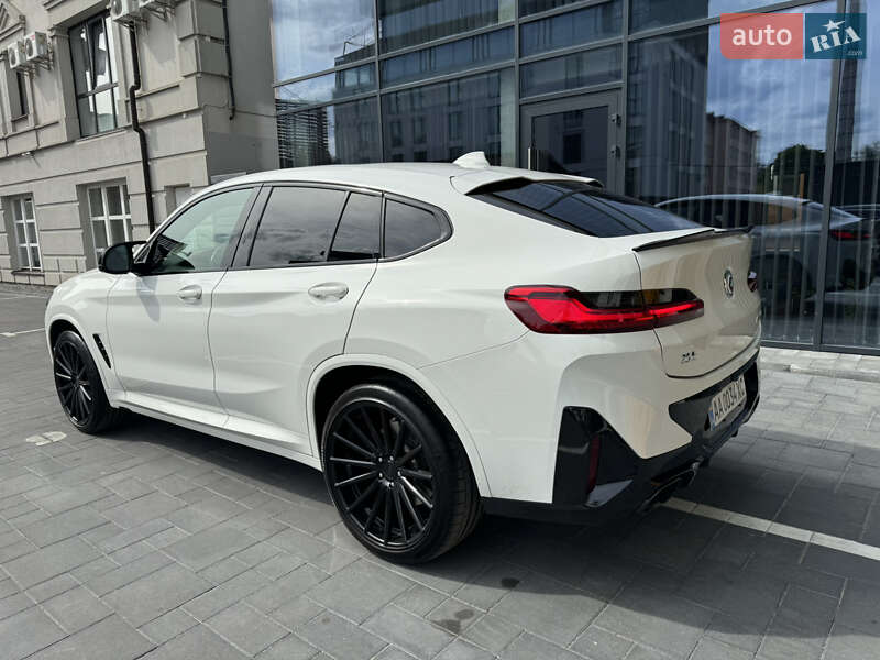 Внедорожник / Кроссовер BMW X4 2022 в Ровно