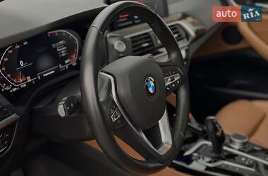 Внедорожник / Кроссовер BMW X4 2021 в 