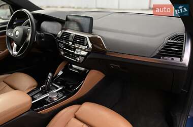 Внедорожник / Кроссовер BMW X4 2021 в 