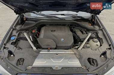 Внедорожник / Кроссовер BMW X4 2021 в 