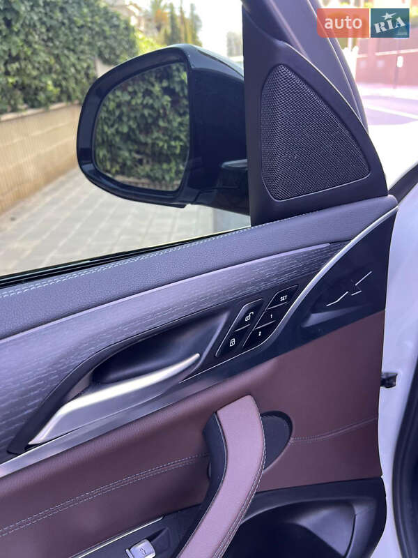 Внедорожник / Кроссовер BMW X4 2022 в Киеве