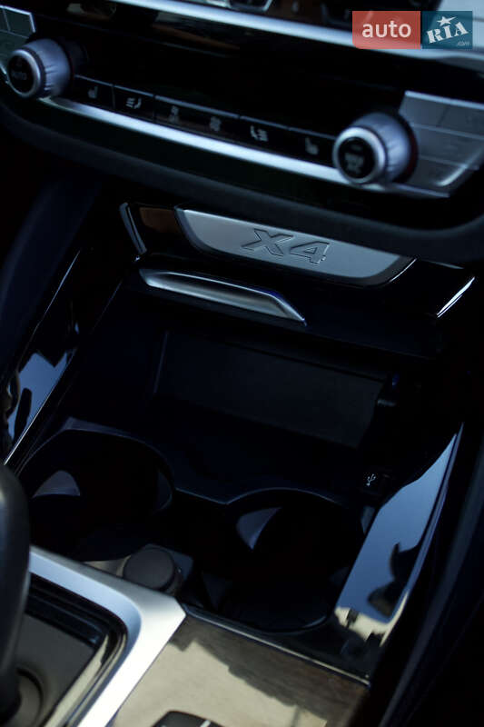 Позашляховик / Кросовер BMW X4 2020 в Львові