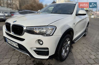 Позашляховик / Кросовер BMW X4 2017 в 