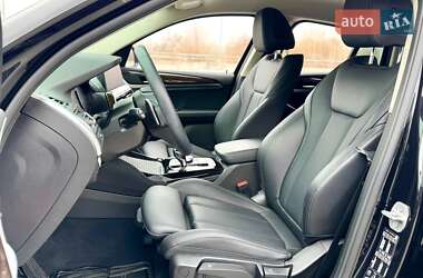 Внедорожник / Кроссовер BMW X4 2022 в 