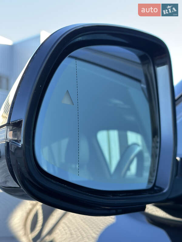 Внедорожник / Кроссовер BMW X4 2019 в Киеве