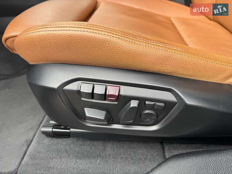 Внедорожник / Кроссовер BMW X4 2015 в Киеве