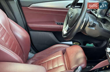 Внедорожник / Кроссовер BMW X4 2020 в 