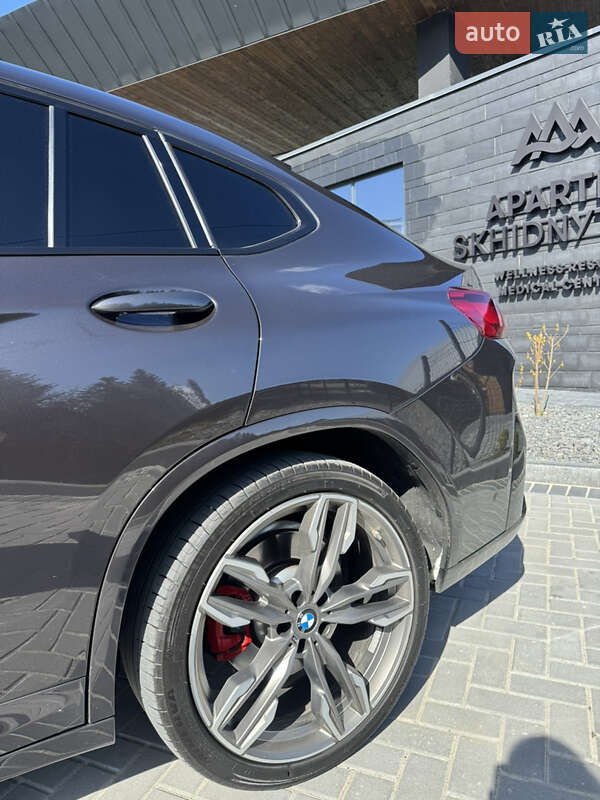 Внедорожник / Кроссовер BMW X4 2021 в Ивано-Франковске