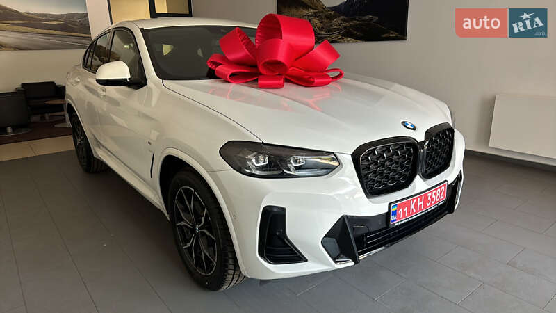 Внедорожник / Кроссовер BMW X4 2024 в 