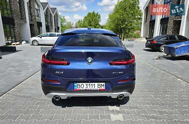 Позашляховик / Кросовер BMW X4 2019 в 
