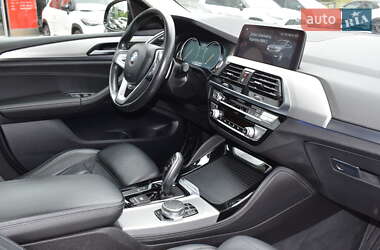 Внедорожник / Кроссовер BMW X4 2018 в 