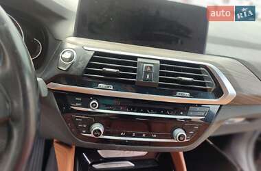 Внедорожник / Кроссовер BMW X4 2019 в 