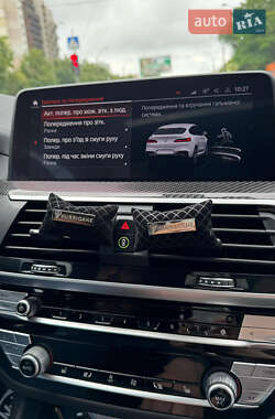Внедорожник / Кроссовер BMW X4 2019 в 