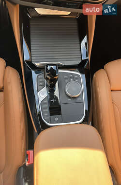 Внедорожник / Кроссовер BMW X4 2021 в 