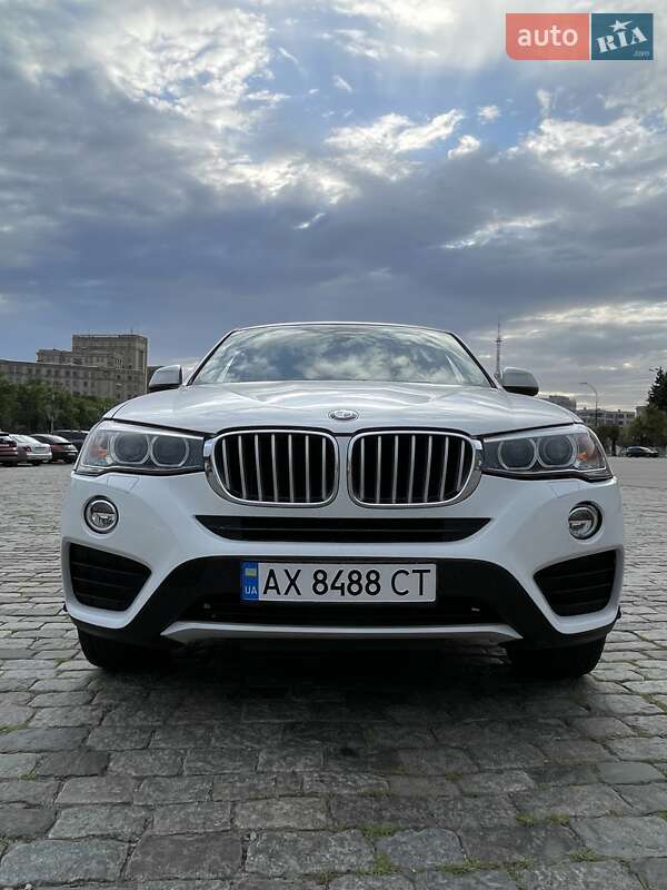Позашляховик / Кросовер BMW X4 2015 в 