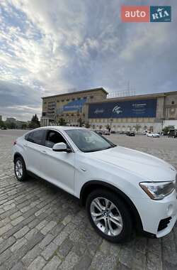 Позашляховик / Кросовер BMW X4 2015 в 