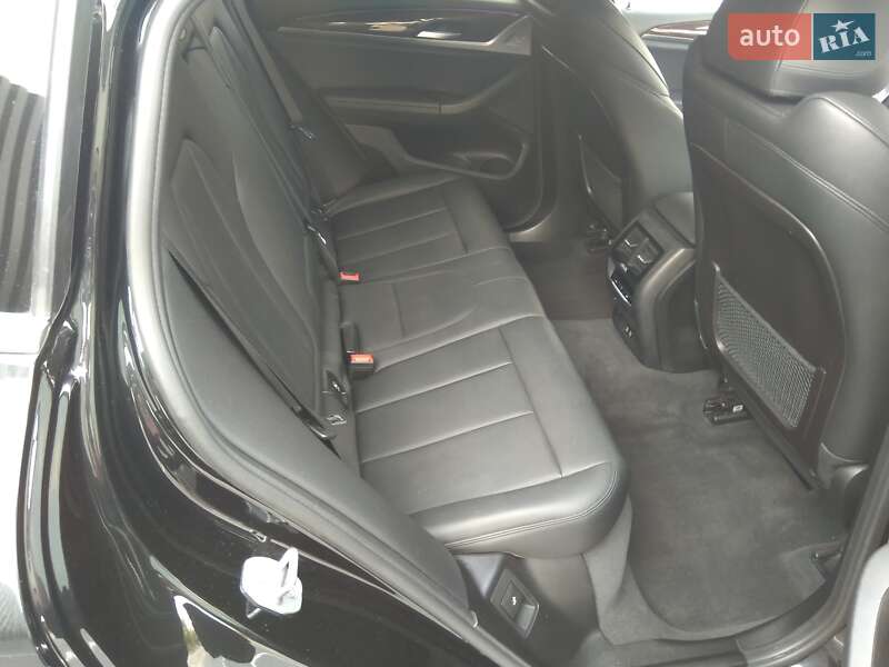 Позашляховик / Кросовер BMW X4 2021 в Києві