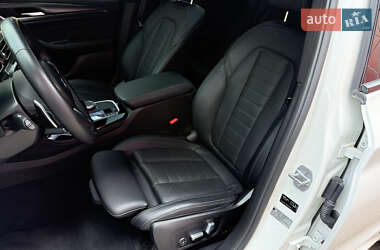 Внедорожник / Кроссовер BMW X4 2022 в 