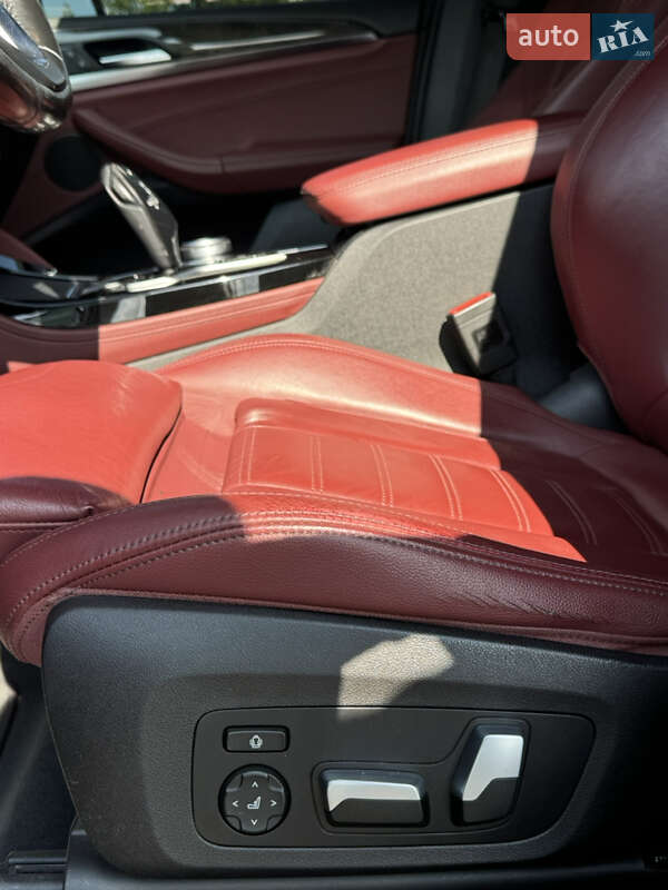 Внедорожник / Кроссовер BMW X4 2019 в Львове