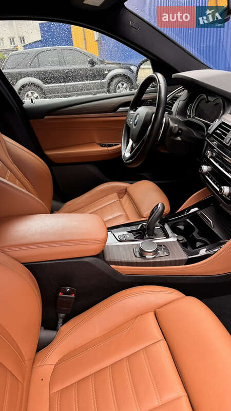 Внедорожник / Кроссовер BMW X4 2019 в Черкассах