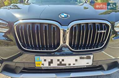 Внедорожник / Кроссовер BMW X4 2022 в Киеве