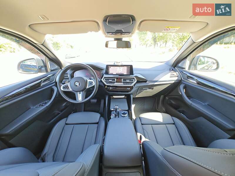 Внедорожник / Кроссовер BMW X4 2022 в Киеве