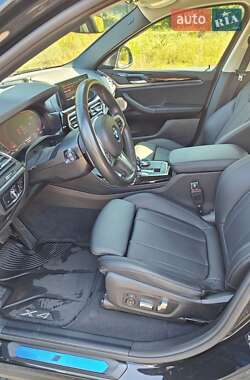 Внедорожник / Кроссовер BMW X4 2022 в Киеве