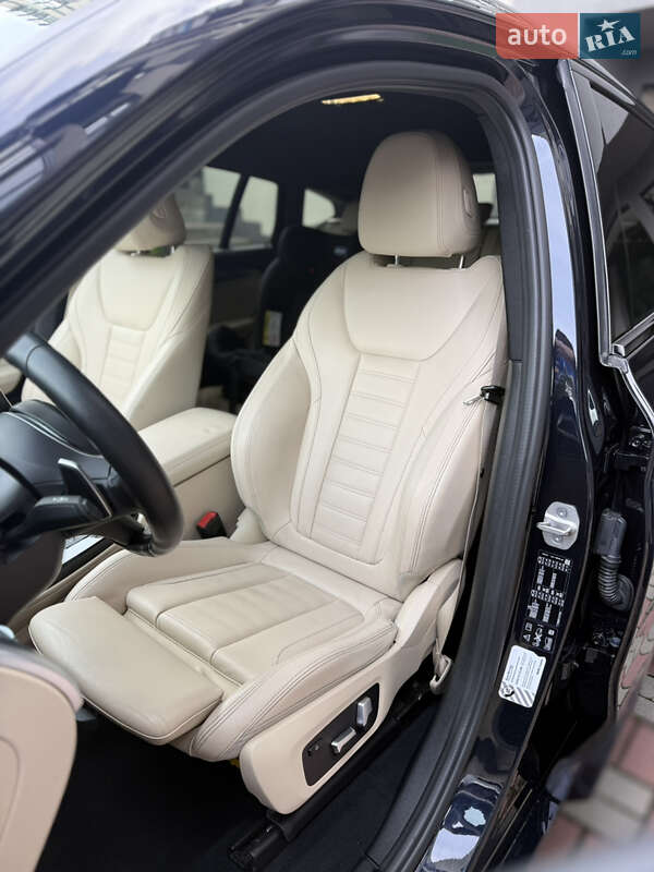 Внедорожник / Кроссовер BMW X4 2020 в Львове