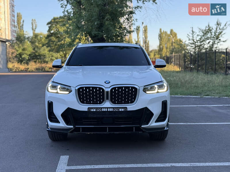 Внедорожник / Кроссовер BMW X4 2022 в Киеве