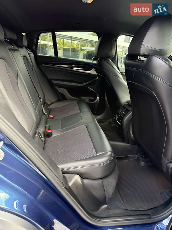 Внедорожник / Кроссовер BMW X4 2018 в Каменец-Подольском