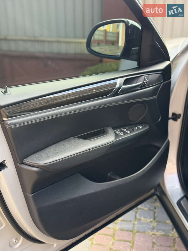 Внедорожник / Кроссовер BMW X4 2015 в Дрогобыче