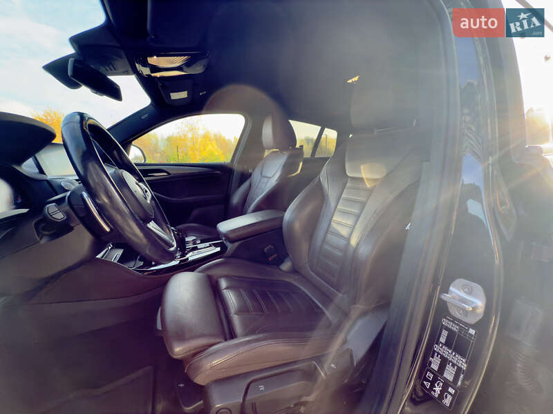 Внедорожник / Кроссовер BMW X4 2020 в Луцке