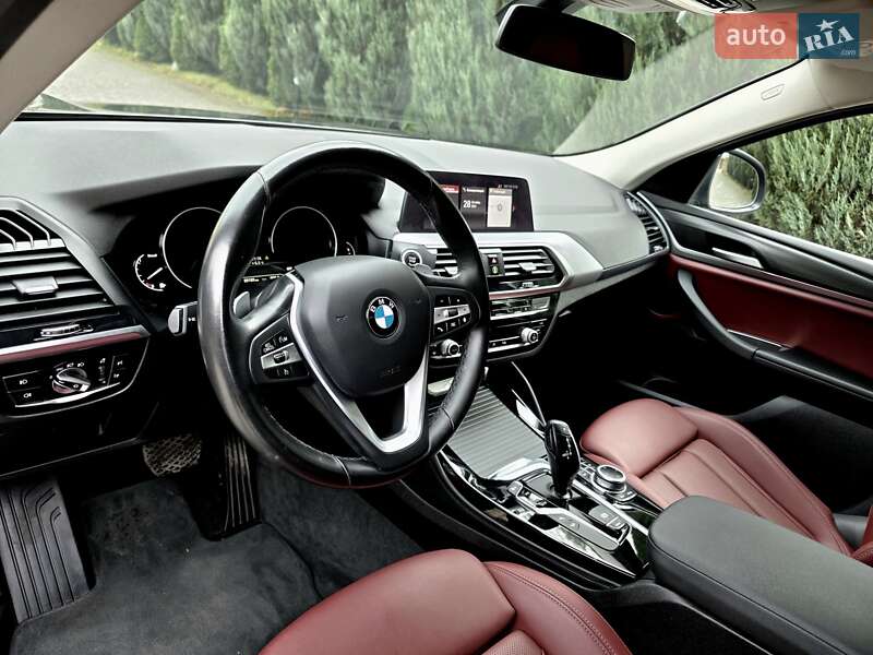 Внедорожник / Кроссовер BMW X4 2021 в Самборе