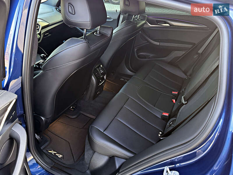 Внедорожник / Кроссовер BMW X4 2022 в Буче