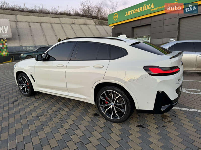 Внедорожник / Кроссовер BMW X4 2022 в Черкассах