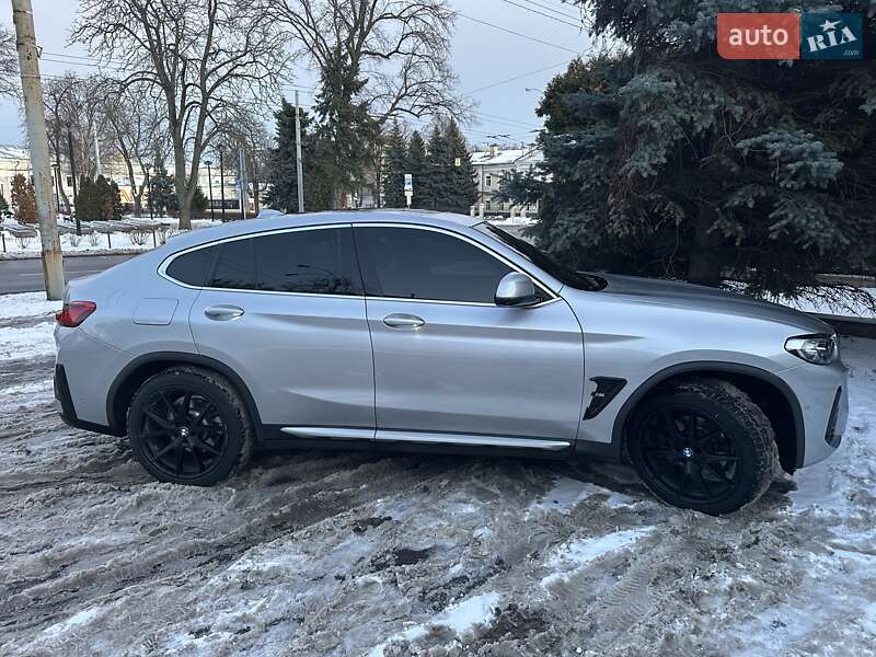 Позашляховик / Кросовер BMW X4 2021 в Києві