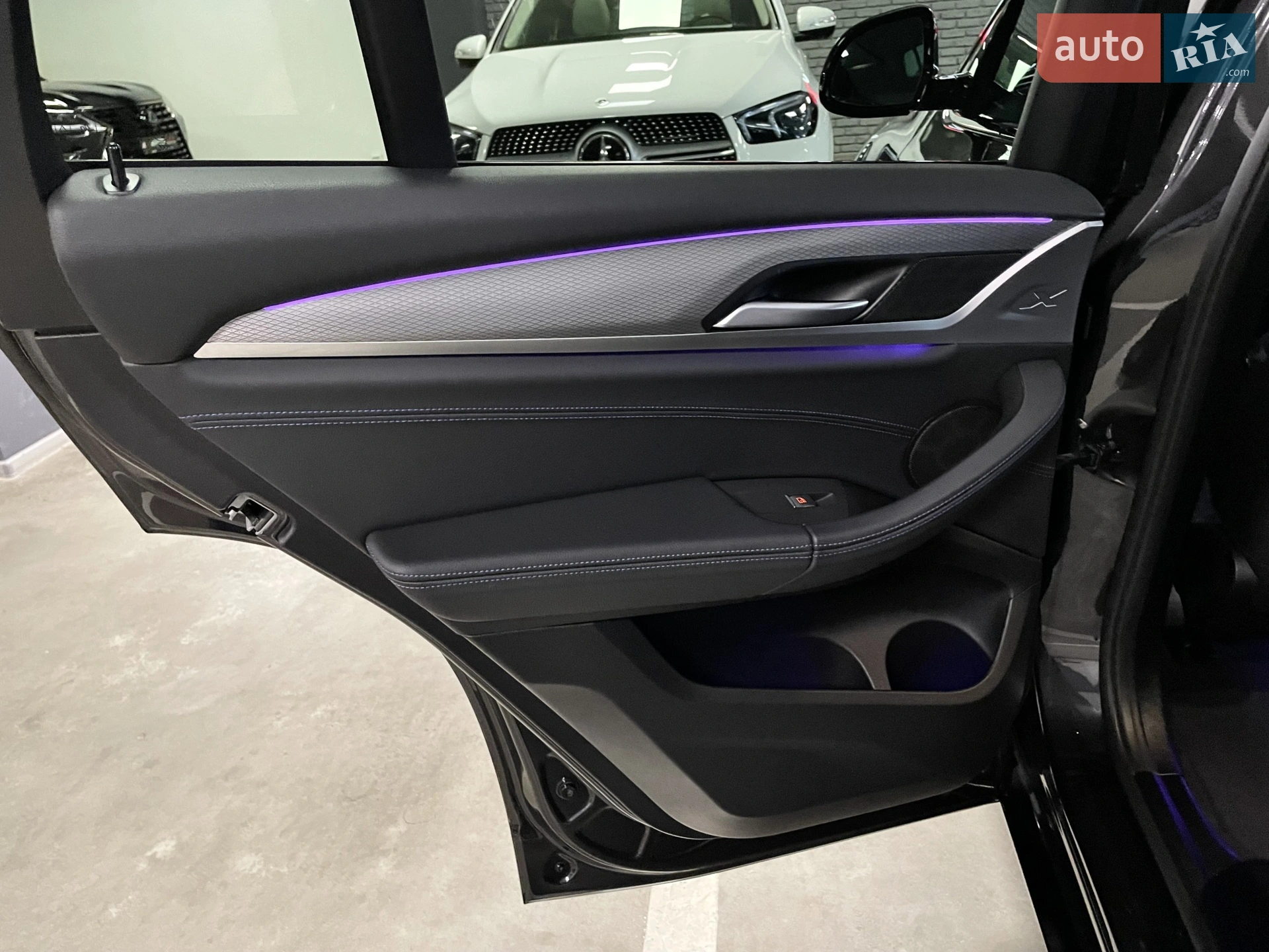 2021 BMW X4 - мініатюра 35