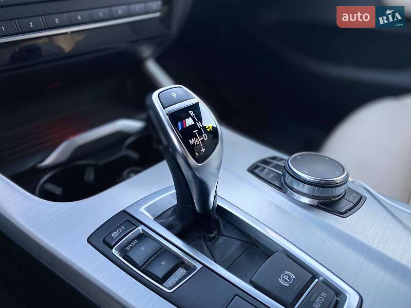 Внедорожник / Кроссовер BMW X4 2016 в Киеве